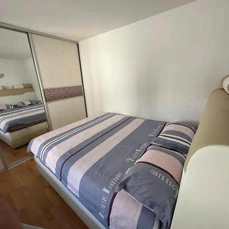 Senzor 2 Appartement